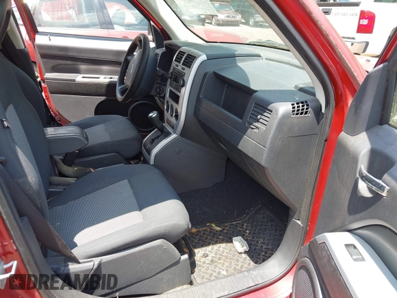 2008 Jeep Patriot Sport with VIN 1J8FT28W28D593587, listed as a IAAI auction lot 42563483 with 340,431 mi miles and . Bid and sale history available at DreamBid. Image 5.