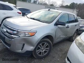 2012 Ford Edge SE with VIN 2FMDK3GC4CBA18383, listed as a IAAI auction lot 41520285 with 215,234 mi miles. Bid and sale history available at carsss.com. Image 17.