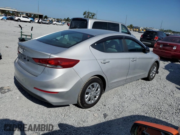 2018 Hyundai Elantra SE z VIN KMHD74LF8JU471498, wystawiony jako Copart lot #54801025 z przebiegiem 76 147 mil mil oraz Tytuł czysty. Historia ofert i sprzedaży dostępna na DreamBid. Obrazek 3.