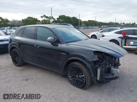 2021 Porsche Cayenne E-Hybrid Hybrid z VIN WP1AE2AYXMDA24566, wystawiony jako IAAI lot #41815737 z przebiegiem 51 149 mil mil oraz . Historia ofert i sprzedaży dostępna na DreamBid. Obrazek 1.
