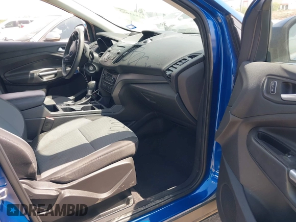 2017 Ford Escape SE with VIN 1FMCU0GD0HUE76422, listed as a IAAI auction lot 42023082 with 216,050 mi miles. Bid and sale history available at carsss.com. Image 5.