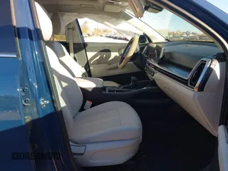 2024 Kia Sorento S z VIN 5XYRL4JC0RG276555, wystawiony jako IAAI lot #41417131 z przebiegiem 7 149 mil mil oraz . Historia ofert i sprzedaży dostępna na DreamBid. Obrazek 5.