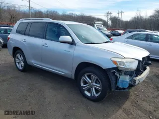 2008 Toyota Highlander Limited with VIN JTEES42A582037201, listed as a IAAI auction lot 41610521 with 222,888 mi miles. Bid and sale history available at carsss.com. Image 1.