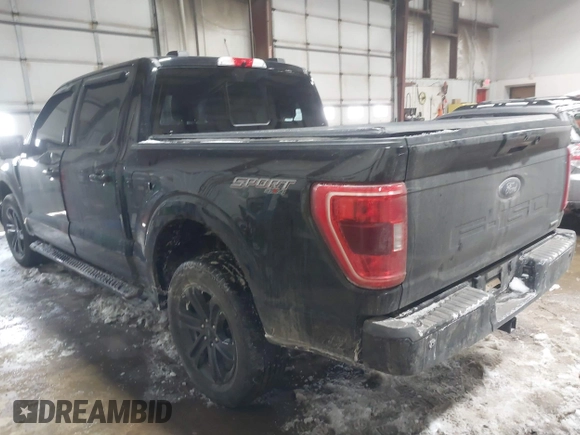 2022 Ford F-150 XL z VIN 1FTEW1EP5NKD88452, wystawiony jako IAAI lot #41606823 z przebiegiem 35 007 mil mil oraz . Historia ofert i sprzedaży dostępna na DreamBid. Obrazek 3.