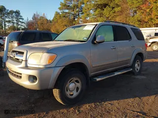 2005 Toyota Sequoia SR5 with VIN 5TDZT34A75S255459, listed as a IAAI auction lot 41055847 with 1 mi miles. Bid and sale history available at carsss.com. Image 17.