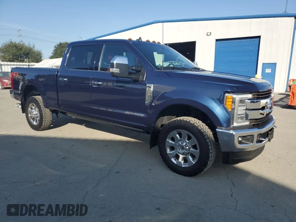 2019 Ford F-350 XL z VIN 1FT8W3BT2KEC68581, wystawiony jako Copart lot #46458495 z przebiegiem 61 513 mil mil oraz Szkoda całkowita • Salvage title. Historia ofert i sprzedaży dostępna na DreamBid. Obrazek 4.