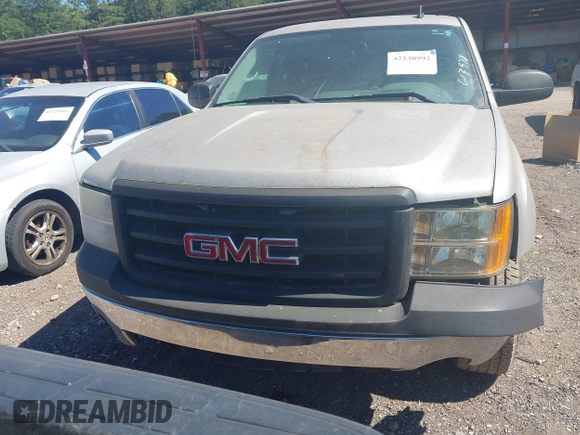 2007 GMC Sierra 1500 SL z VIN 1GTEC19C57Z613978, wystawiony jako IAAI lot #42330992 z przebiegiem 270 600 mil mil oraz . Historia ofert i sprzedaży dostępna na DreamBid. Obrazek 13.