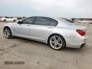 2013 BMW 7 Series 750Li с VIN WBAYE8C52DD133042, выставлен на аукционе Copart как лот 59797555 с пробегом 137 406 миль миль и Чистый • Clean title. История ставок и продаж доступна на DreamBid. Изображение 2.