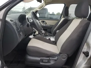 2005 Mercury Mariner Luxury z VIN 4M2CU56175DJ15493, wystawiony jako Copart lot #87480494 z przebiegiem 73 321 mil mil oraz Czysty tytuł • Clean title. Historia ofert i sprzedaży dostępna na DreamBid. Obrazek 7.
