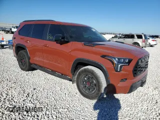 2024 Toyota Sequoia SR5 with VIN 7SVAAABA6RX040011, listed as a Copart auction lot 80765704 with 8,357 mi miles and Salvage Title. Bid and sale history available at carsss.com. Image 4.