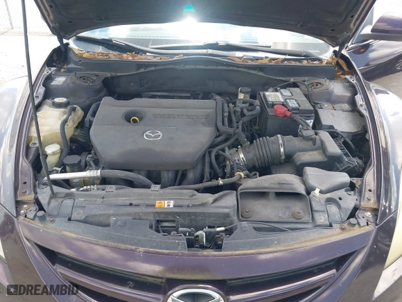 2010 Mazda Mazda6 i Touring Plus with VIN 1YVHZ8CH0A5M43224, listed as a IAAI auction lot 41929176 with 126,263 mi miles. Bid and sale history available at carsss.com. Image 10.