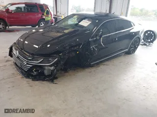 2020 Volkswagen Arteon SEL Premium R-Line with VIN WVWTR7AN4LE017199, listed as a IAAI auction lot 41650087 with 40,393 mi miles. Bid and sale history available at carsss.com. Image 18.