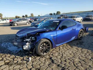 2024 Toyota 86 Premium z VIN JF1ZNBE17R8758282, wystawiony jako Copart lot #44977745 z przebiegiem 16 521 mil mil oraz Szkoda całkowita • Salvage title. Historia ofert i sprzedaży dostępna na DreamBid. Obrazek 1.