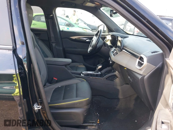 2024 Chevrolet TrailBlazer ACTIV with VIN KL79MSSL1RB162846, listed as a IAAI auction lot 41985892 with 12,848 mi miles and . Bid and sale history available at DreamBid. Image 5.