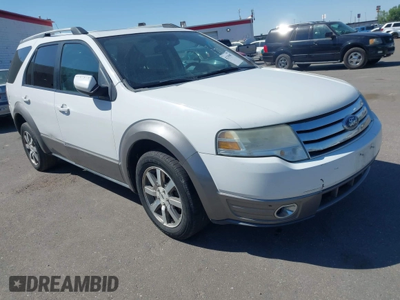 2008 Ford Taurus X SEL с VIN 1FMDK02W18GA00472, выставлен на аукционе IAAI как лот 42339407 с пробегом 236 212 миль миль и . История ставок и продаж доступна на DreamBid. Изображение 1.