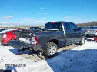 2018 Ram 1500 Express with VIN 1C6RR7FG4JS260831, listed as a IAAI auction lot 41294871 with 71,097 mi miles. Bid and sale history available at carsss.com. Image 4.