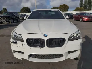 2013 BMW M5 with VIN WBSFV9C56DD096389, listed as a Copart auction lot 44951815 with 123,256 mi miles and Salvage Title. Bid and sale history available at carsss.com. Image 5.
