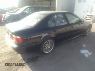 2002 BMW 5 Series 530iA with VIN WBADT63422CH89702, listed as a IAAI auction lot 40955640 with 188,009 mi miles. Bid and sale history available at carsss.com. Image 4.