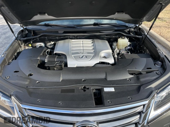 2020 Lexus LX 570 with VIN JTJDY7AX7L4332820, listed as a Copart auction lot 85960234 with 102,384 mi miles and Clean title. Bid and sale history available at DreamBid. Image 7.