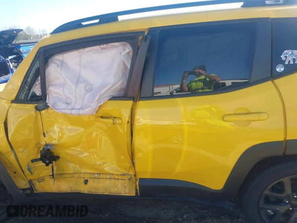 2018 Jeep Renegade Latitude z VIN ZACCJABB2JPG84382, wystawiony jako IAAI lot #41824812 z przebiegiem Nie podano mil oraz . Historia ofert i sprzedaży dostępna na DreamBid. Obrazek 14.