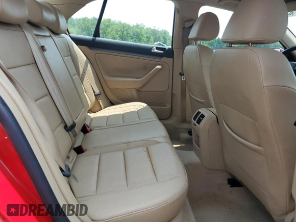 2008 Volkswagen Jetta SE with VIN 3VWRM71KX8M056117, listed as a Copart auction lot 59461455 with 103,928 mi miles and Salvage title. Bid and sale history available at DreamBid. Image 10.