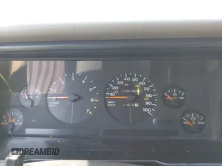 1994 Jeep Grand Cherokee Limited with VIN 1J4GZ78Y2RC344121, listed as a IAAI auction lot 42489350 with 219,186 mi miles and . Bid and sale history available at DreamBid. Image 7.