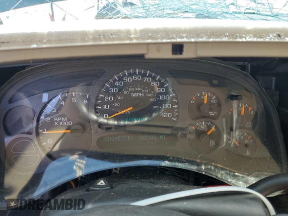 2004 Chevrolet Tahoe LS z VIN 1GNEC13Z24R174609, wystawiony jako Copart lot #52234105 z przebiegiem 182 306 mil mil oraz Szkoda całkowita • Salvage title. Historia ofert i sprzedaży dostępna na DreamBid. Obrazek 9.