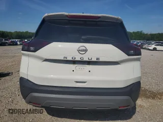 2022 Nissan Rogue S z VIN 5N1BT3AA1NC703987, wystawiony jako Copart lot #52590875 z przebiegiem 89 041 mil mil oraz Szkoda całkowita • Salvage title. Historia ofert i sprzedaży dostępna na DreamBid. Obrazek 6.