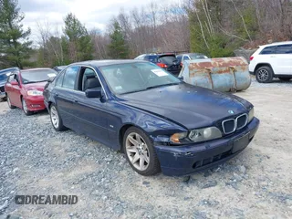 2003 BMW 5 Series 525iA with VIN WBADT43403G028405, listed as a IAAI auction lot 41850292 with 145,752 mi miles. Bid and sale history available at carsss.com. Image 1.