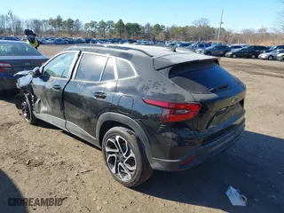 2025 Chevrolet Trax 2RS with VIN KL77LJEP9SC108844, listed as a IAAI auction lot 41731770 with 2,726 mi miles. Bid and sale history available at carsss.com. Image 3.