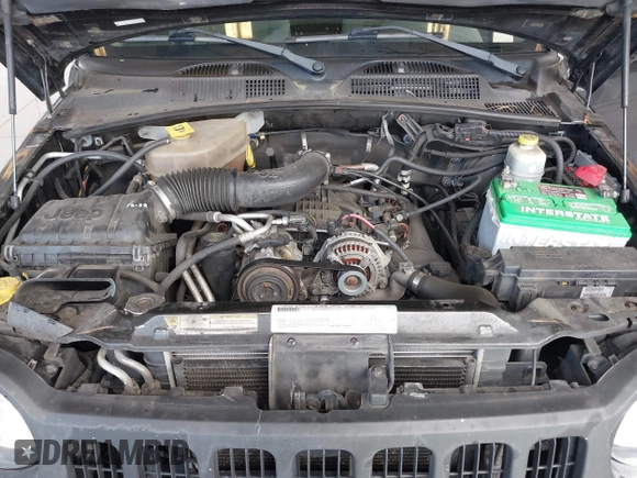 2007 Jeep Liberty Limited with VIN 1J8GL58K07W658037, listed as a IAAI auction lot 41993738 with 203,771 mi miles. Bid and sale history available at carsss.com. Image 10.