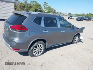 2017 Nissan Rogue SV with VIN KNMAT2MT7HP559334, listed as a IAAI auction lot 41913965 with 92,543 mi miles. Bid and sale history available at carsss.com. Image 4.