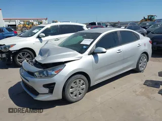 2022 Kia Rio S with VIN 3KPA24AD7NE437841, listed as a IAAI auction lot 41757262 with 34,909 mi miles. Bid and sale history available at carsss.com. Image 2.