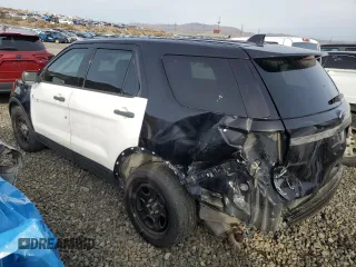 2016 Ford Police Interceptor Utility z VIN 1FM5K8AT3GGC72949, wystawiony jako Copart lot #47984524 z przebiegiem 122 660 mil mil oraz Szkoda całkowita • Salvage title. Historia ofert i sprzedaży dostępna na DreamBid. Obrazek 2.