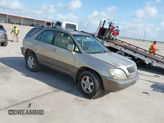 2001 Lexus RX 300 z VIN JTJGF10UX10113863, wystawiony jako IAAI lot #42455576 z przebiegiem Nie podano mil oraz . Historia ofert i sprzedaży dostępna na DreamBid. Obrazek 1.