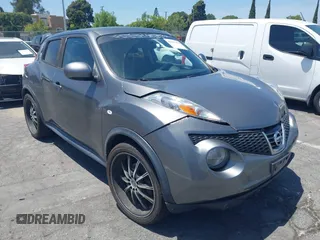 2014 Nissan Juke S with VIN JN8AF5MR9ET359270, listed as a IAAI auction lot 42335672 with 109,411 mi miles and . Bid and sale history available at DreamBid. Image 1.