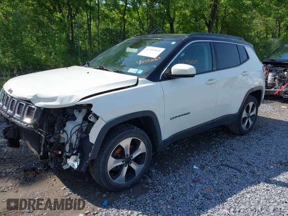 2018 Jeep Compass Latitude z VIN 3C4NJDBB2JT281182, wystawiony jako IAAI lot #42392069 z przebiegiem 112 758 mil mil oraz . Historia ofert i sprzedaży dostępna na DreamBid. Obrazek 17.