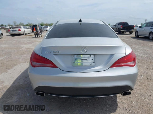 2014 Mercedes-Benz CLA 250 z VIN WDDSJ4EBXEN043087, wystawiony jako IAAI lot #41895670 z przebiegiem 127 787 mil mil oraz . Historia ofert i sprzedaży dostępna na DreamBid. Obrazek 16.