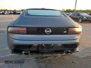 2024 Nissan Z Sport с VIN JN1BZ4AH2RM366304, выставлен на аукционе Copart как лот 53550385 с пробегом 789 миль миль и Списание • Salvage title. История ставок и продаж доступна на DreamBid. Изображение 6.