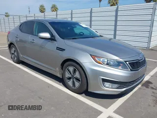 2013 Kia Optima EX with VIN KNAGM4AD9D5049649, listed as a IAAI auction lot 41868923 with 174,439 mi miles. Bid and sale history available at carsss.com. Image 1.