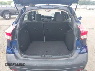 2020 Nissan Kicks SV z VIN 3N1CP5CV4LL504929, wystawiony jako IAAI lot #42420985 z przebiegiem 80 918 mil mil oraz . Historia ofert i sprzedaży dostępna na DreamBid. Obrazek 18.
