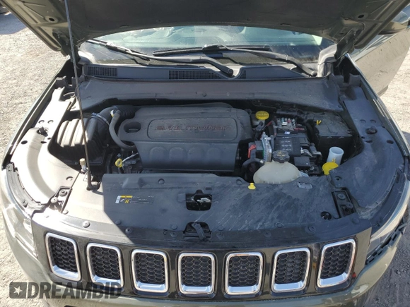 2019 Jeep Compass Latitude with VIN 3C4NJCBB1KT743968, listed as a Copart auction lot 53071465 with 60,678 mi miles and Salvage title. Bid and sale history available at DreamBid. Image 13.