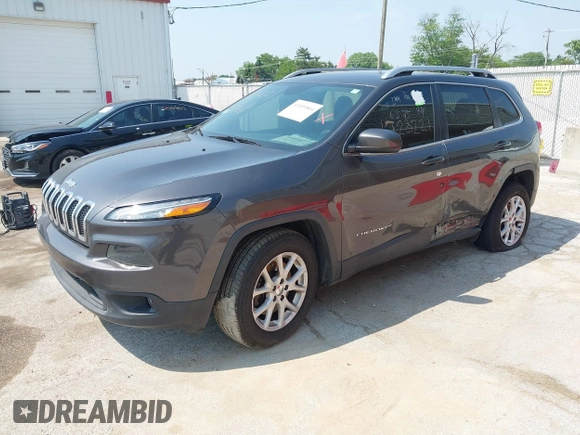2018 Jeep Cherokee Latitude Plus z VIN 1C4PJMLX7JD515387, wystawiony jako IAAI lot #42459564 z przebiegiem 104 837 mil mil oraz . Historia ofert i sprzedaży dostępna na DreamBid. Obrazek 17.
