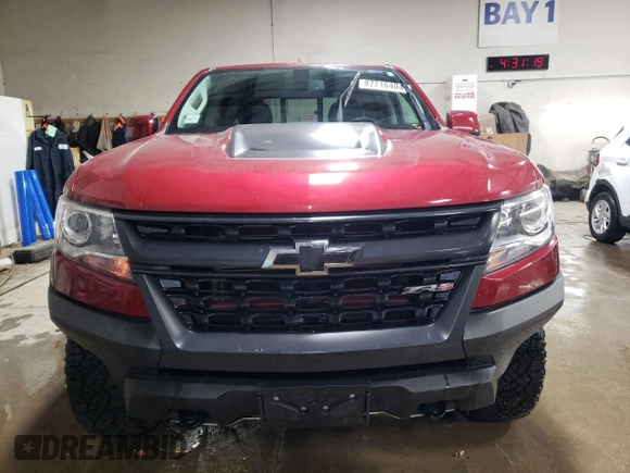 2020 Chevrolet Colorado 4WD ZR2 with VIN 1GCGTEEN6L1108483, listed as a Copart auction lot 87216404 with 27,520 mi miles and Salvage title. Bid and sale history available at DreamBid. Image 5.