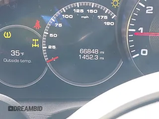 2019 Porsche Cayenne S z VIN WP1AB2AYXKDA62661, wystawiony jako IAAI lot #41622201 z przebiegiem 66 848 mil mil oraz . Historia ofert i sprzedaży dostępna na DreamBid. Obrazek 7.