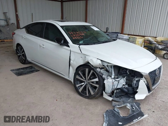 2022 Nissan Altima 2.0 SR with VIN 1N4AL4CV5NN342294, listed as a IAAI auction lot 41613438 with 52,740 mi miles. Bid and sale history available at carsss.com. Image 1.