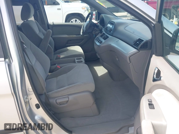 2010 Honda Odyssey LX z VIN 5FNRL3H29AB016884, wystawiony jako IAAI lot #41652673 z przebiegiem 162 068 mil mil oraz . Historia ofert i sprzedaży dostępna na DreamBid. Obrazek 5.