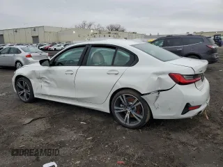 2019 BMW 3 Series 330i xDrive with VIN 3MW5R7J51K8A04840, listed as a Copart auction lot 85679214 with Not Provided miles and Non Repairable. Bid and sale history available at DreamBid. Image 2.