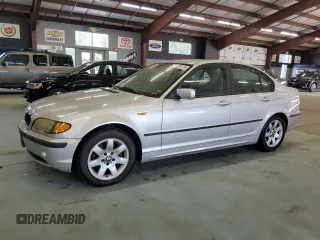 2003 BMW 3 Series 325xi with VIN WBAEU33493PH89898, listed as a Copart auction lot 70928174 with 123,357 mi miles and Clean Title. Bid and sale history available at carsss.com. Image 1.