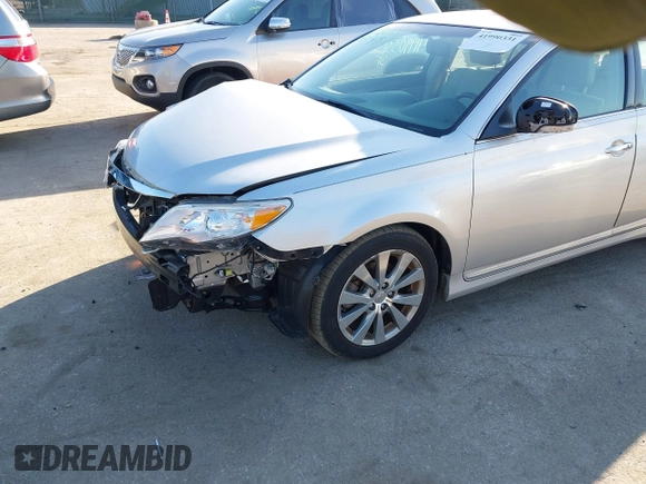 2011 Toyota Avalon with VIN 4T1BK3DB5BU387118, listed as a IAAI auction lot 41990331 with 79,792 mi miles and . Bid and sale history available at carsss.com. Image 18.